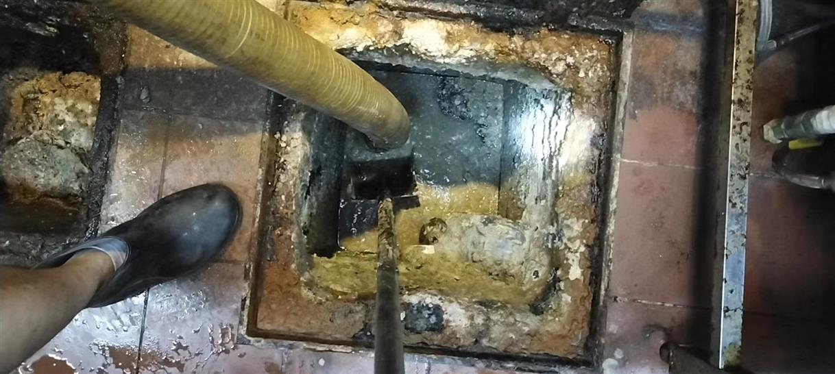 山根镇化油池清理-污水池清掏